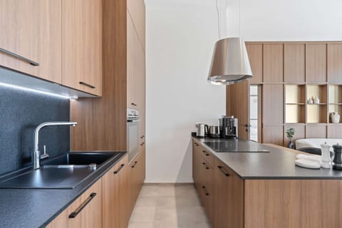 KITCHEN - For Direct Bookings: www.atvoya.com