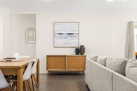 Open Plan Dining/Lounge