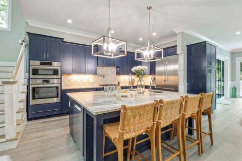 18 Hickory | Kitchen - 18 Hickory | Kitchen