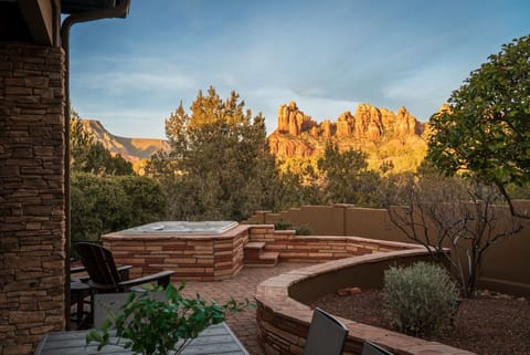 Lavish Sedona reteat