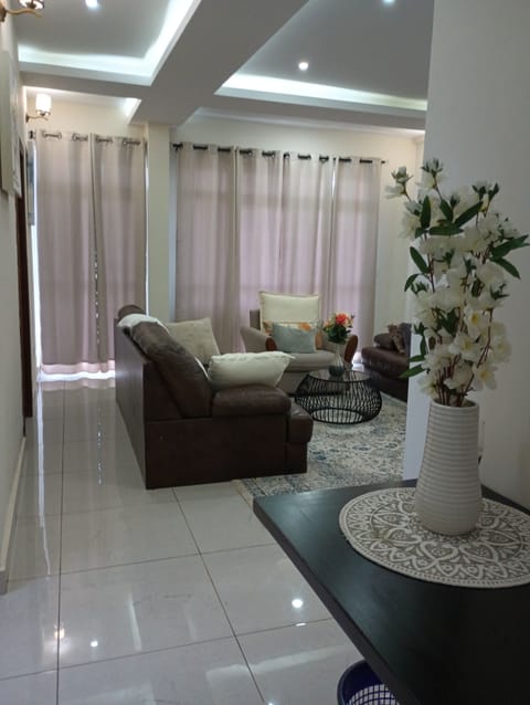 Living Room of the 2 bedroom superior Luxury Apartment with Seaview 