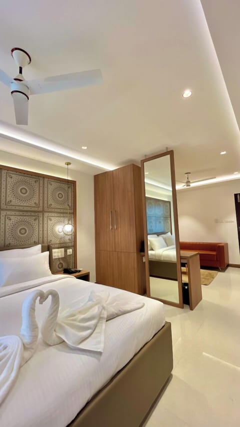 Superior Double Room | Soundproofing, iron/ironing board, free WiFi, bed sheets