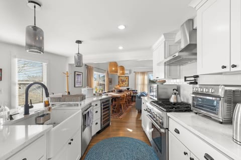 Everything you need for a perfect getaway is at your fingertips!