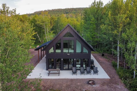 ExteriorLutsen Vacation Rental | 3BR | 2.5BA | Step-Free Access | 1,500 Sq Ft