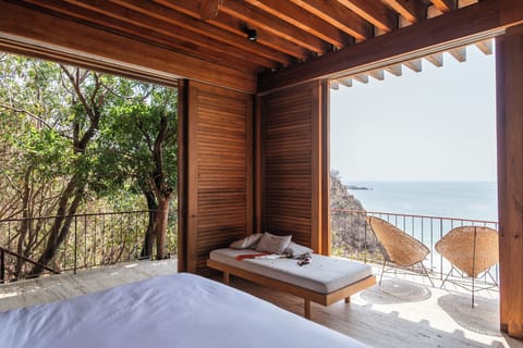 Standard Studio Suite | Premium bedding, in-room safe, free WiFi, bed sheets