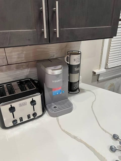 90c6b564-8bce-44f4-b423-16fc2217f2a0