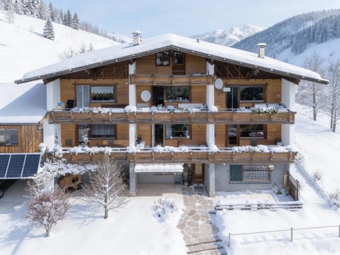 Holiday Home Exterior [winter]