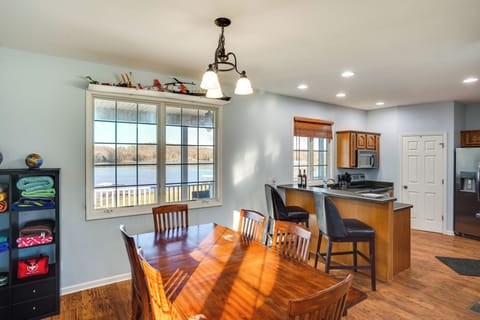 Dining Area | Dishware/Flatware Provided | Lake Views | 1st Floor