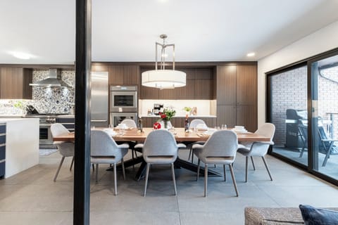 Dining area for up to 8 Guests