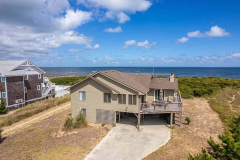 Oceanfront Outer Banks Vacation Rental 2025