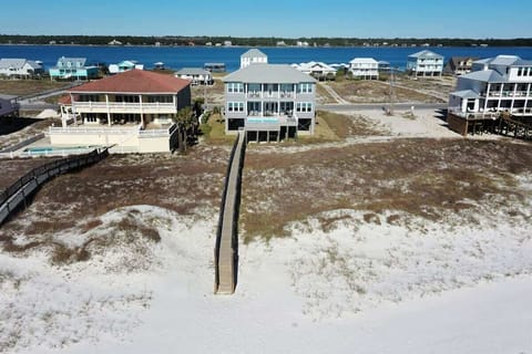 Enjoy stunning beach views in Gulf Shores with sugar-white sand, clear Gulf waters, and unforgettable sunrises and sunsets—all just steps from your door. A perfect setting for relaxing, unwinding, and soaking in the coastal beauty.