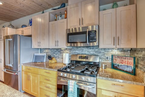 Gas Kitchen Stove - Fully Stocked Kitchen