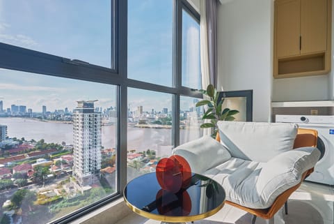 Studio, River View | Balcony