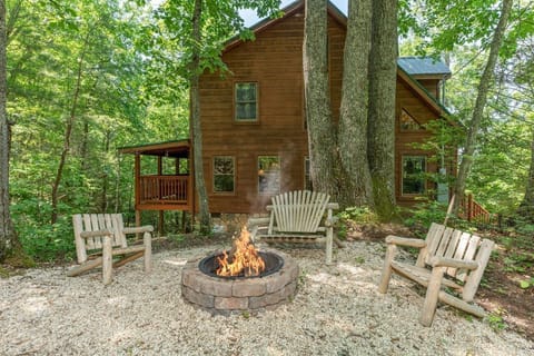 Misty Mountain Escape--true privacy within Sky Harbor Resort!