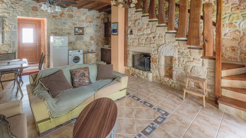 Stone Made Private Pool Villa II, Kriopigi (20)