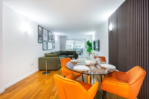 Luxury Apartment | Living area