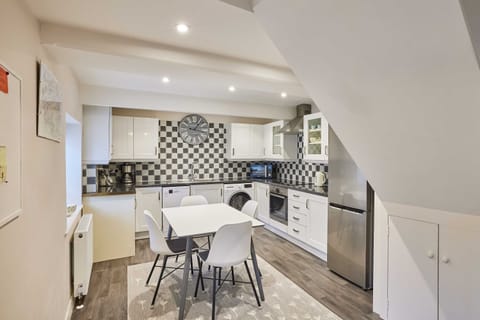 House | 2 bedrooms