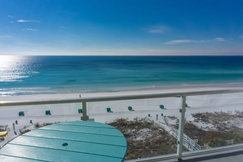 Spectacular Gulf Views from the 7th Floor!