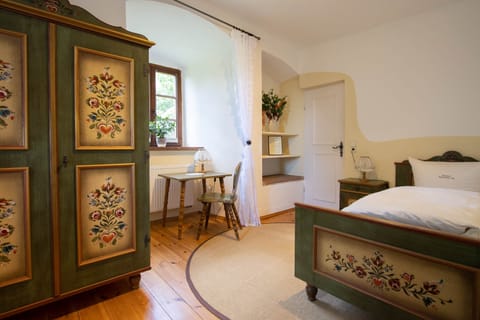 Room 1