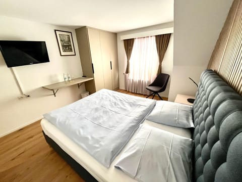 Deluxe Apartment | Desk, laptop workspace, free WiFi