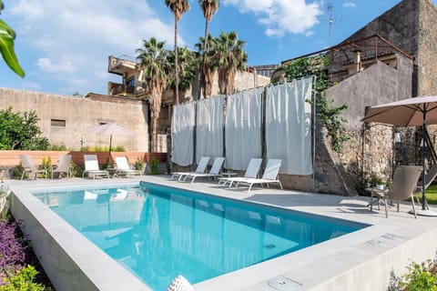 Holiday Home Swimming Pool