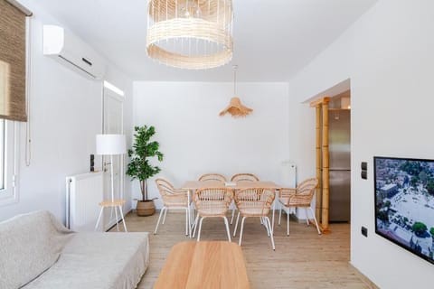 Villa, 2 Bedrooms, Private Pool | In-room dining