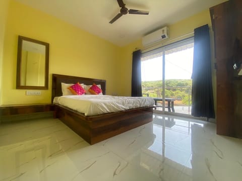 Family Room | Free WiFi, bed sheets