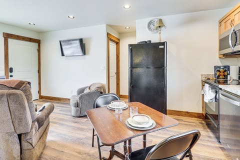 Cottage (2 Bedrooms) | Interior