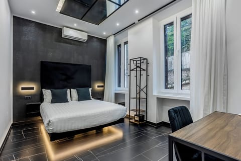 Deluxe Double Room | Free minibar items, in-room safe, individually furnished