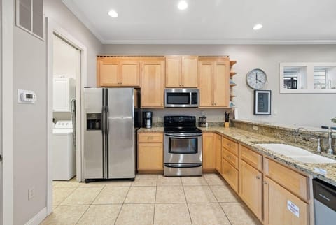 8C514988-59CA-437C-B3C3-972B624B53D1