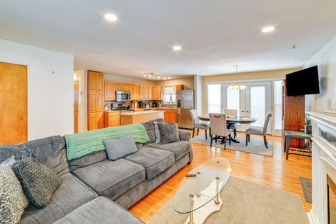 Utica Vacation Rental | 3BR | 1BA | 1,100 Sq Ft | 3 Steps Required
