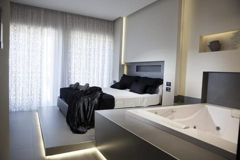 Luxury Apartment, City View | 3 bedrooms, free WiFi