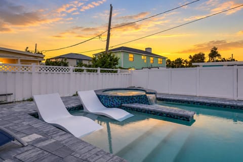 Start your morning at the beach, spend the afternoon poolside, and end the day soaking in the hot tub beneath Southwest Florida's golden sunset skies.