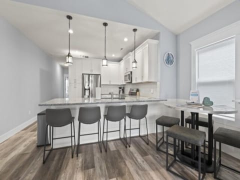 Indoors, Architecture, Building, Dining Room, Dining Table