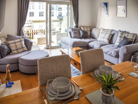 Living area | Waterside, Wroxham