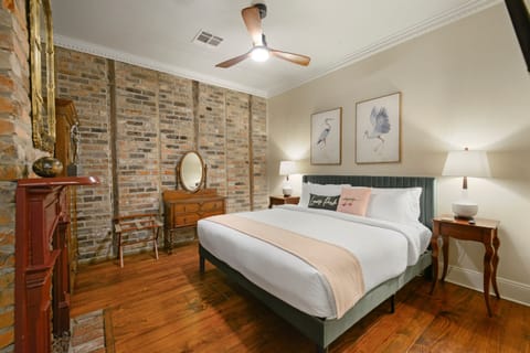 Bolden Guest House King Bedroom