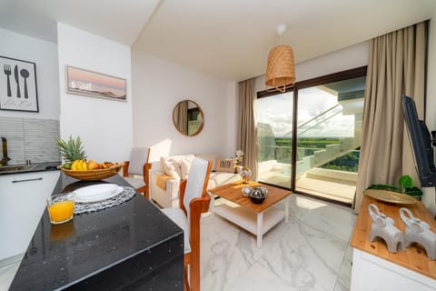 Couples PH  @ Cana Rock Star with Great Golf Views (2781)