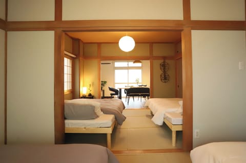 2 bedrooms, blackout drapes, iron/ironing board, free WiFi