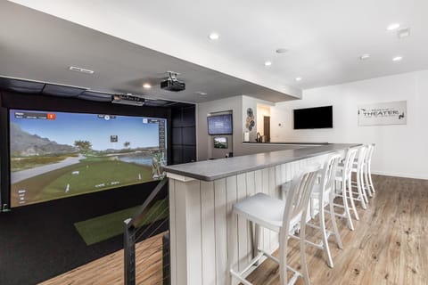 State of the Art Golf Sim/Theater/Bar