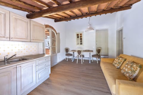 Villa | Private kitchen | Full-size fridge, microwave, oven, stovetop