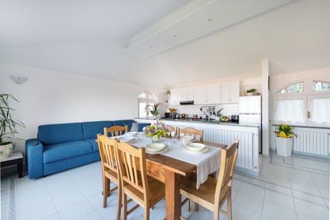 Apartment | In-room dining