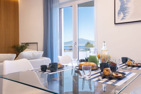 Apartment | Dining room