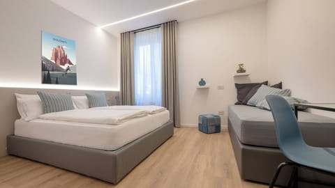 Deluxe Triple Room, 1 Double Bed with Sofa bed, Non Smoking, Private Bathroom | Premium bedding, in-room safe, desk, blackout drapes