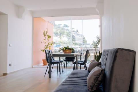 Deluxe Apartment | City view