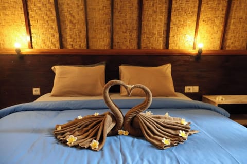 Comfort Double Room, Garden View | Desk, laptop workspace, soundproofing, WiFi (free)