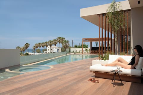 This exquisite 235 sq.m single-level Villa Marae is beautifully designed with modern amenities to provide the utmost comfort