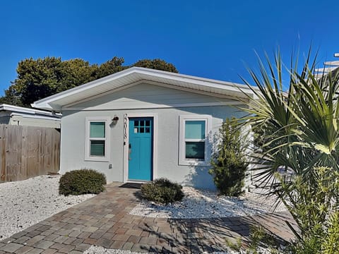 Welcome to A Stone's Throw