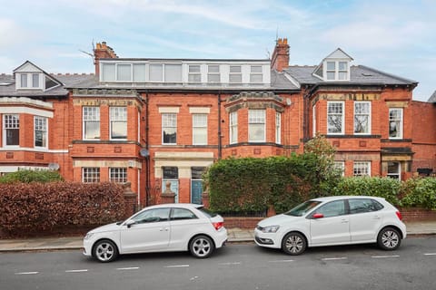 The Rooftop Gallery, Jesmond - Host & Stay