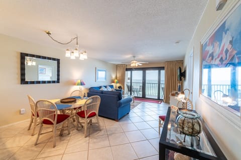 Welcome to Commodore 503 "Sea Forever"
Enjoy your next PCB Getaway in this 2BD/2BTH condo