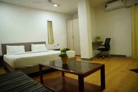 Deluxe Room, City View | Free WiFi